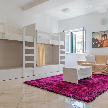 Хостел Love Dubrovnik Hostel Дубровник