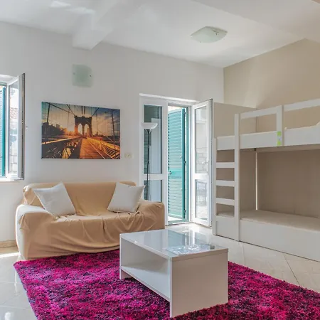 Love Dubrovnik Hostel 旅馆