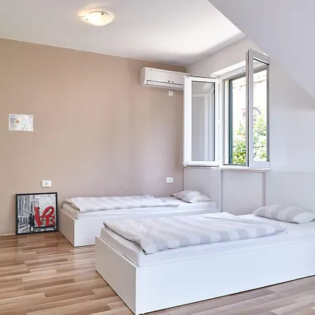 旅馆 Love Dubrovnik Hostel 杜布罗夫尼克