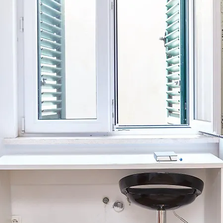 Love Dubrovnik Hostel