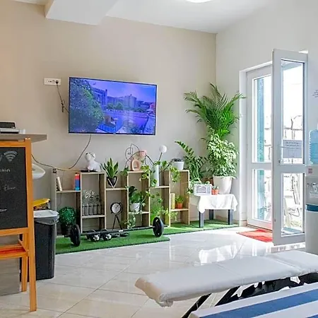 Love Dubrovnik Hostel *