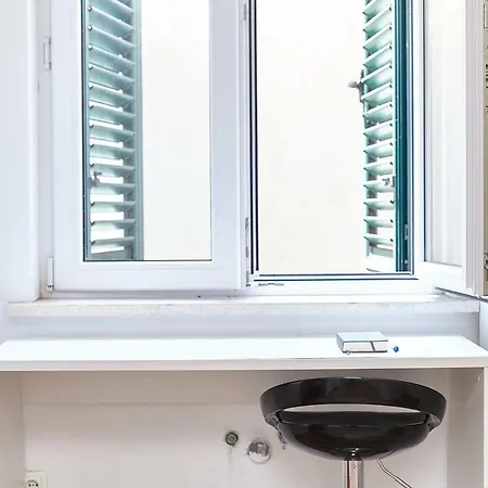Love Dubrovnik Hostel * Дубровник