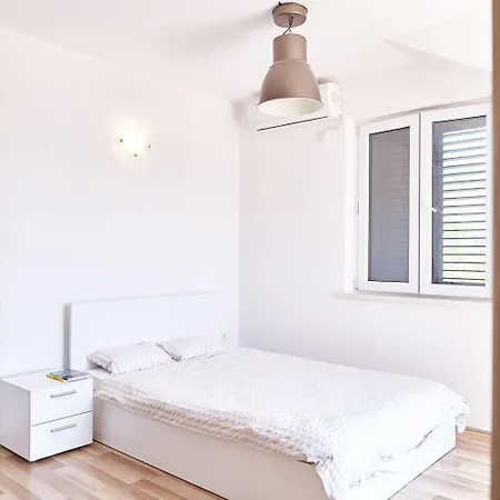 Love Dubrovnik Hostel