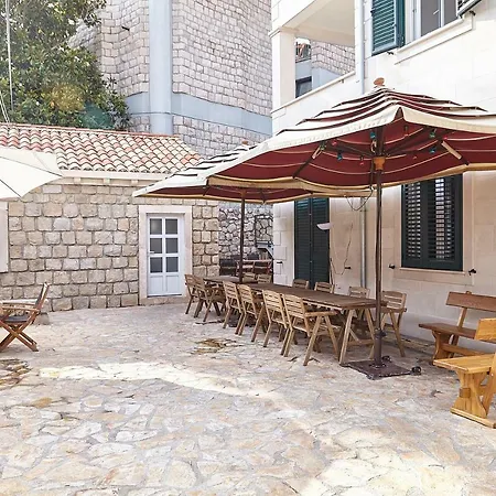 Hostal Love Dubrovnik Hostel