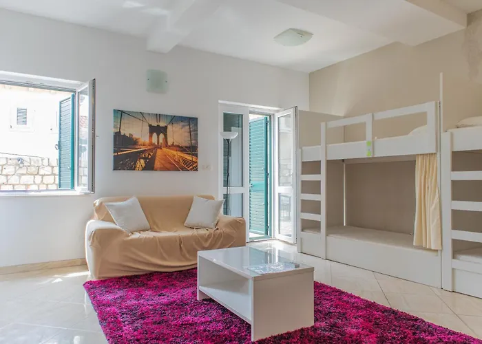 Love Dubrovnik Hostel Hostel